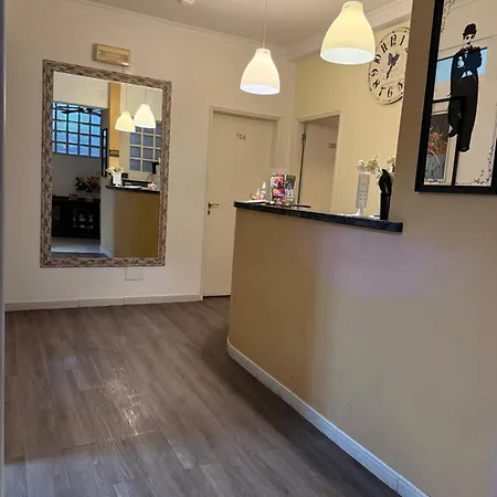 A Ponte Marques De Pombal Гостевой дом Лиссабон