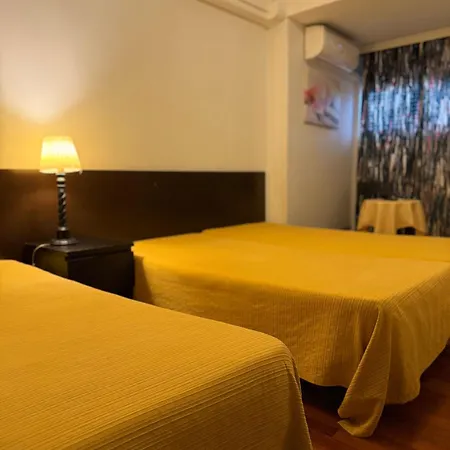 A Ponte Marques De Pombal Gasthof Lissabon